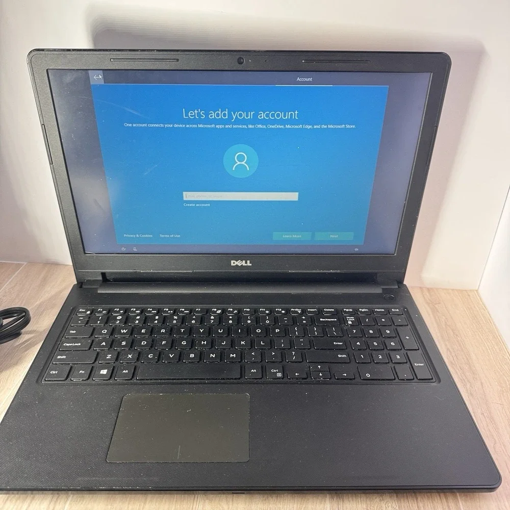 Dell Inspiron‎ 15 3558 Laptop 15.6 i3 5th Gen 1TB Windows 10 Charger READ